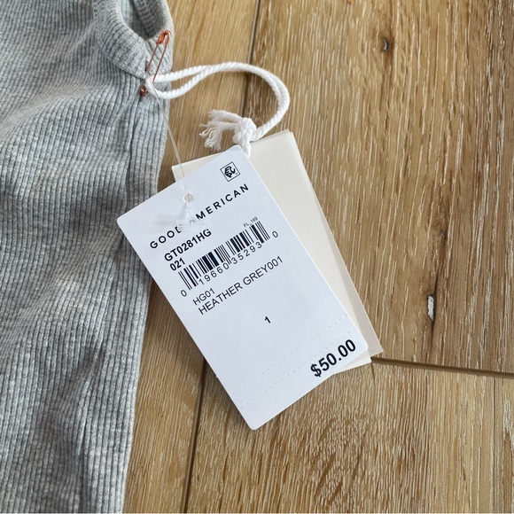 NWT Good American Micro Rib Tank Top Womens Size Small (1) Heather Grey - Picture 3 of 4